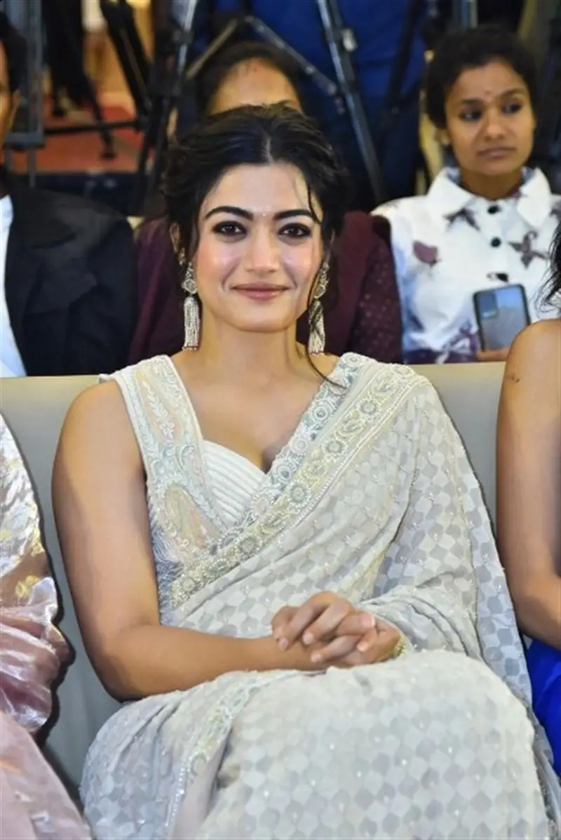 TELUGU ACTRESS RASHMIKA MANDANNA AT GAM GAM GANESHA MOVIE LAUNCH EVENT 11